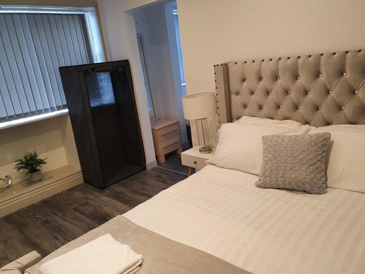 Modern City Centre Apartments Liverpool Exterior photo